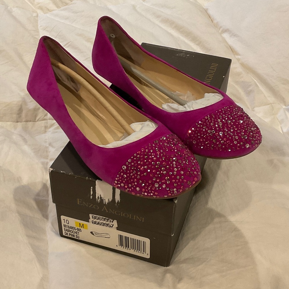 NEW - 10M Enzo Angiolini Dark Pink Suede Beaded Flats